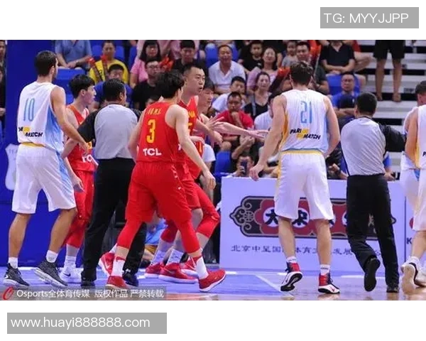 2018年中国男篮与乌克兰激战回顾精彩瞬间与赛场表现分析