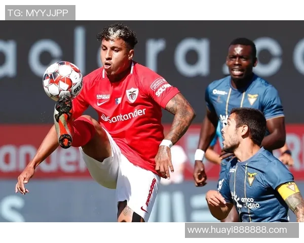 圣克拉拉迎战比兰尼塞斯争夺赛季关键三分的激烈对决 圣克拉拉迎战比兰尼塞斯争夺赛季关键三分的激烈对决